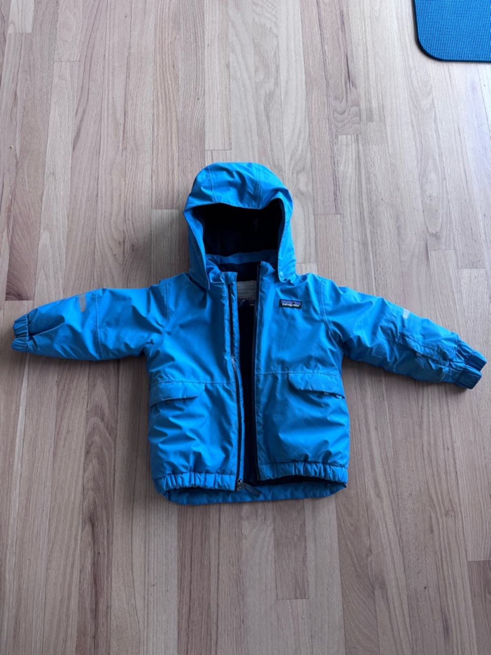 3T Patagonia Kids Blue Snow Pile Jacket